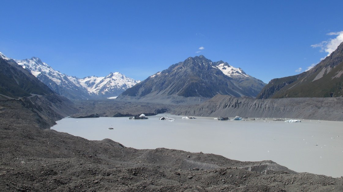 blickaufdentasmanlake.jpg