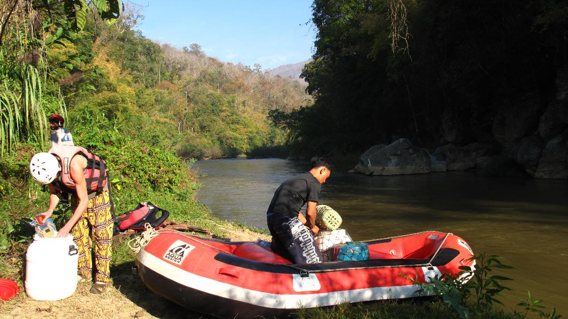 Wildwasserfahrt bei Pai